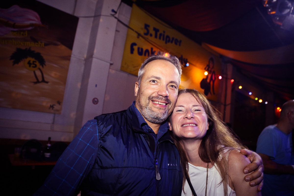 11_11_eeroeffnungsparty-100