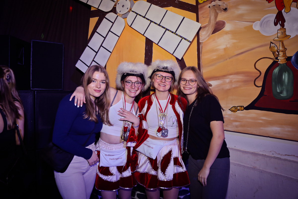 11_11_eeroeffnungsparty-112