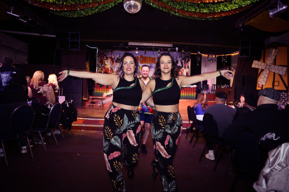 11_11_eeroeffnungsparty-29