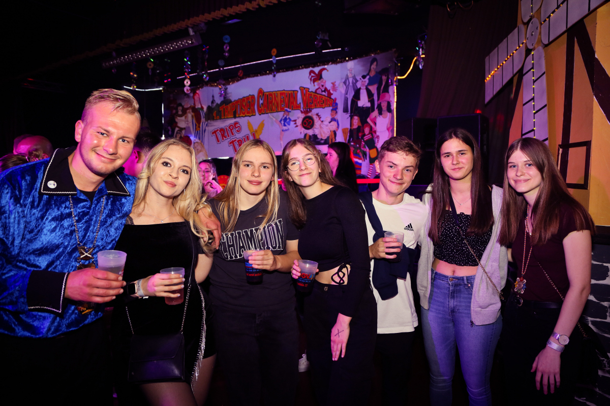 11_11_eeroeffnungsparty-52