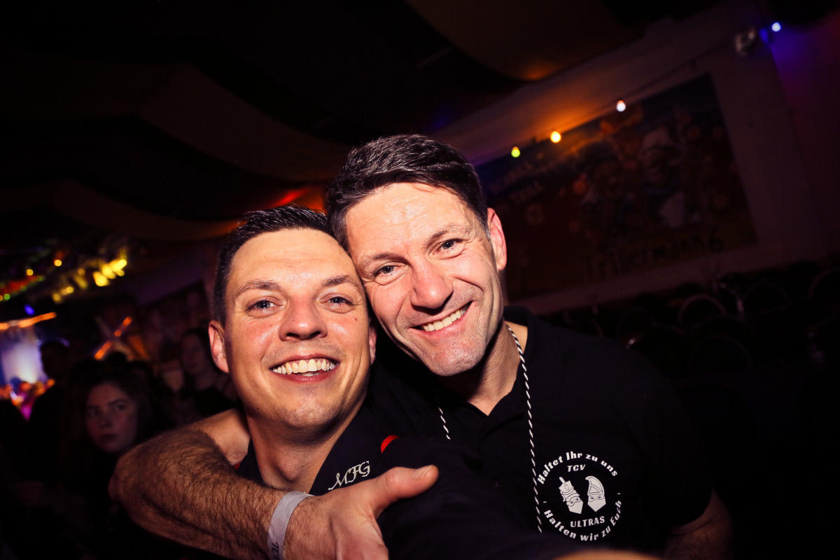 11_11_eeroeffnungsparty-57
