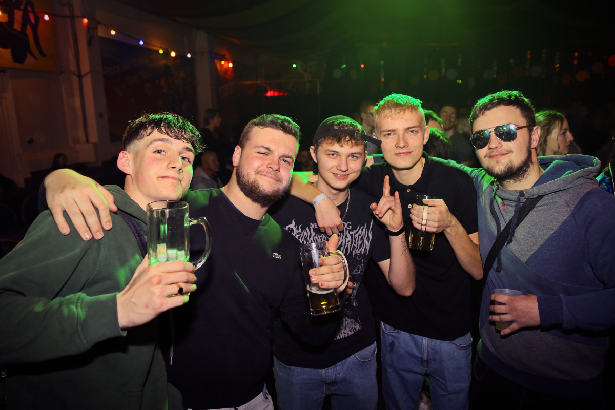 11_11_eeroeffnungsparty-81