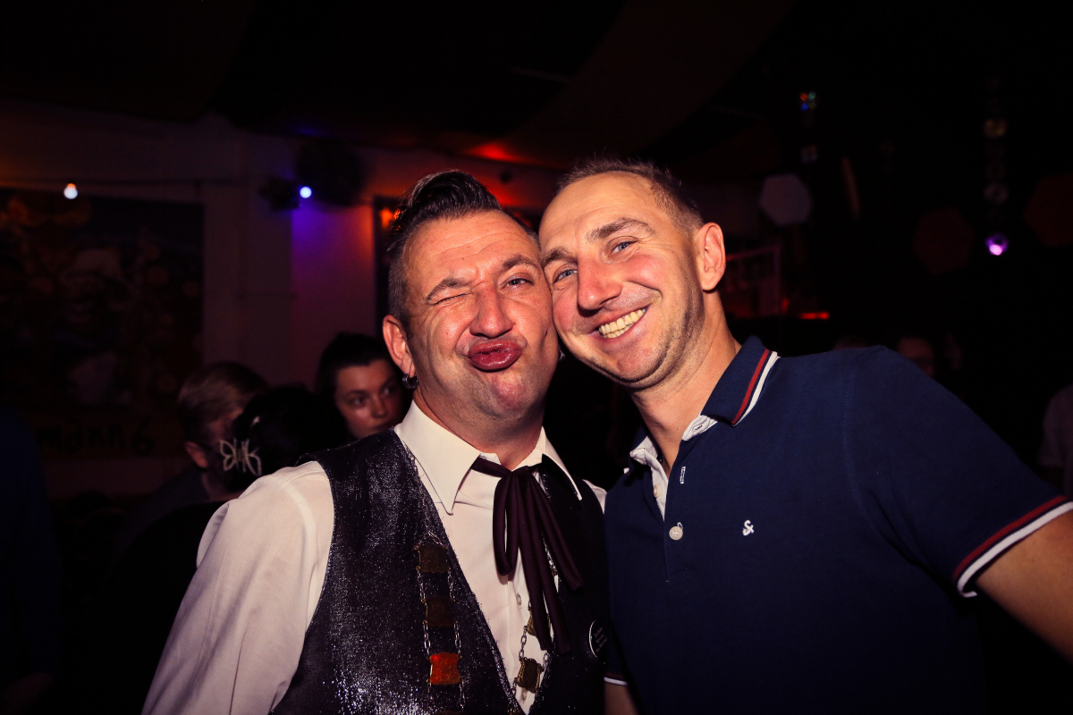 11_11_eeroeffnungsparty-83