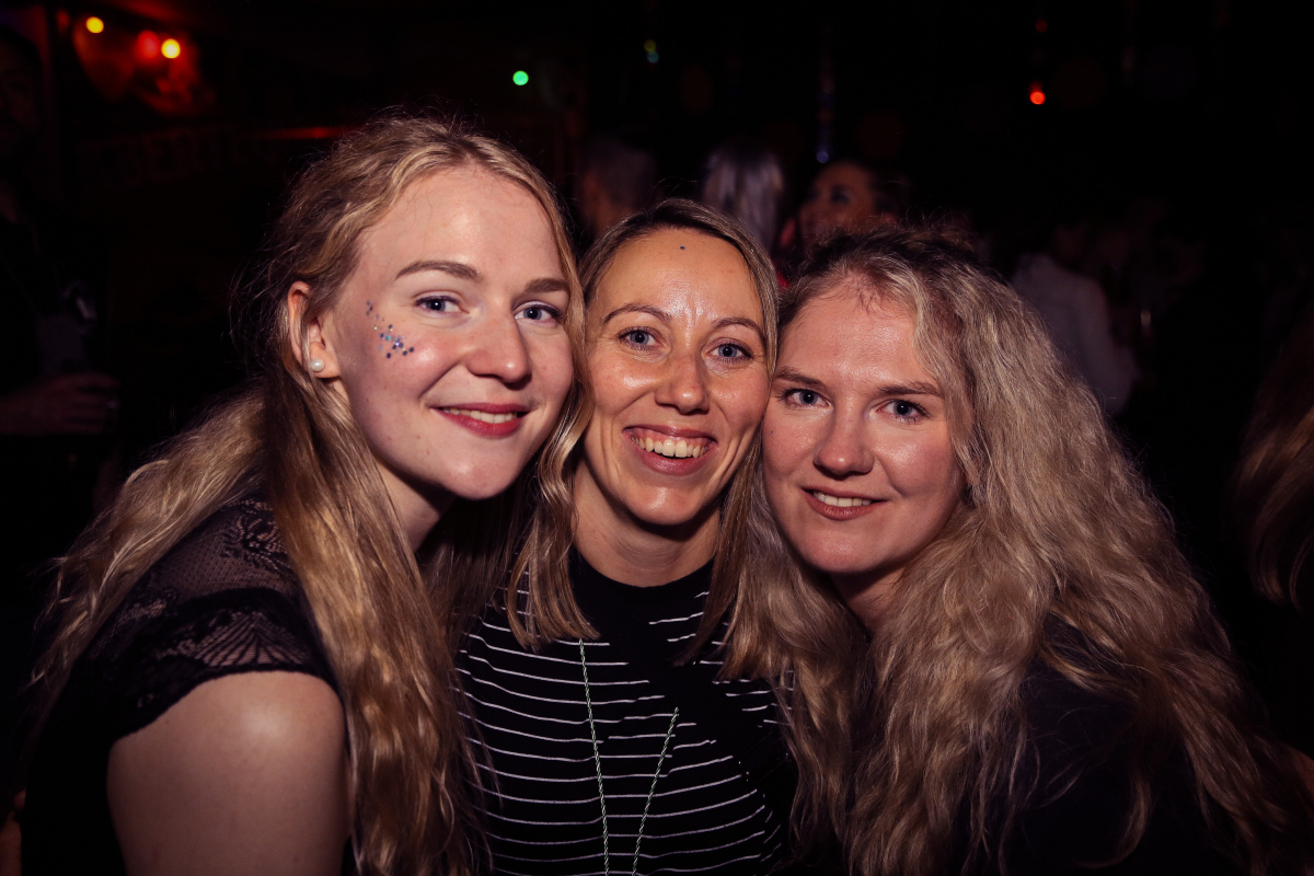 11_11_eeroeffnungsparty-88