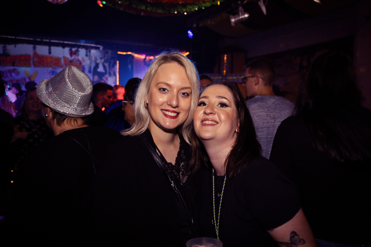 11_11_eeroeffnungsparty-89