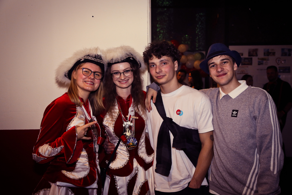 11_11_eeroeffnungsparty-93