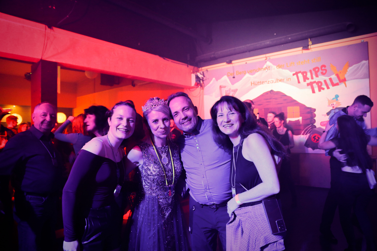gala_abend-85