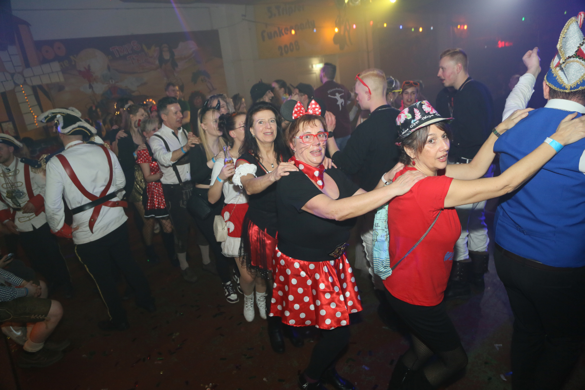 rosenmontag2023-110