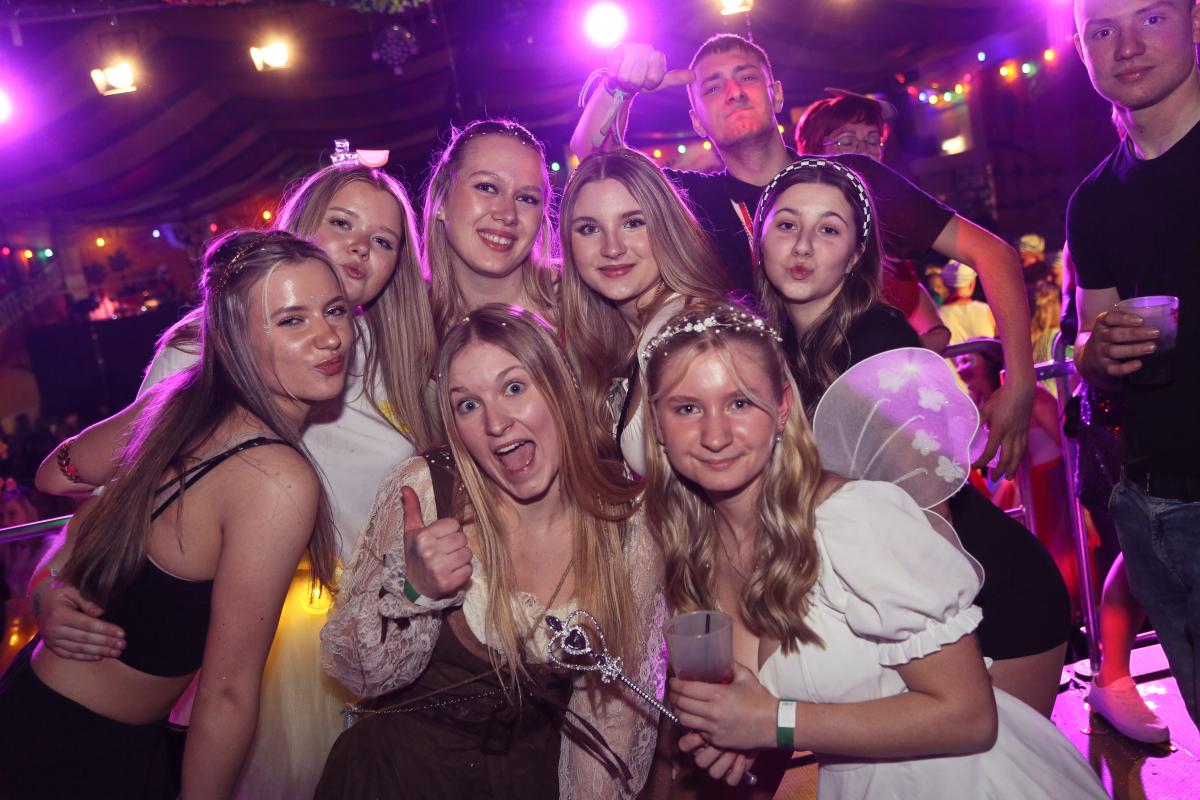 weiberfasching_2025-138