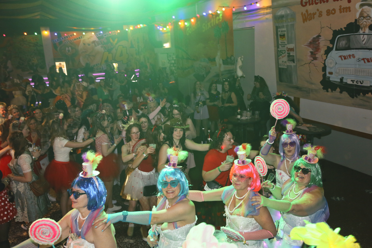 weiberfasching_2025-85