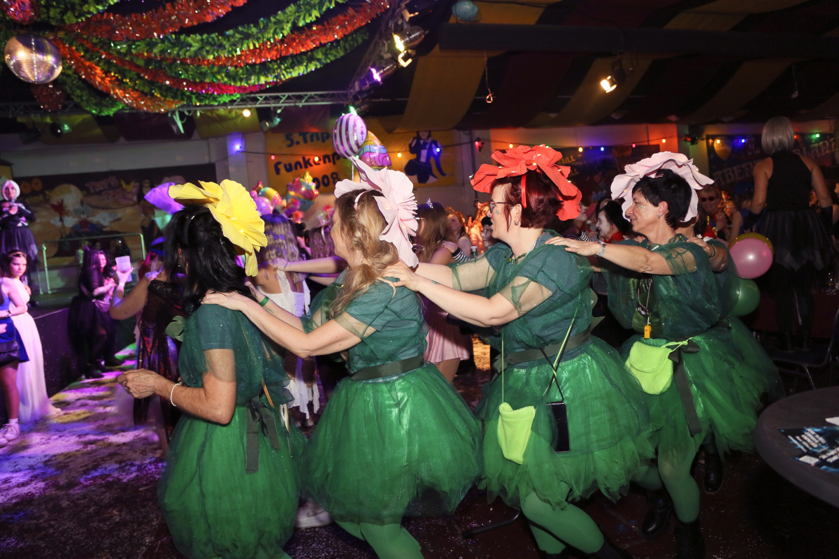 weiberfasching_2025-87