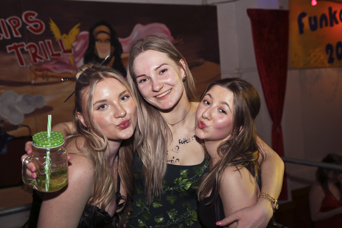 weiberfasching_2026-182